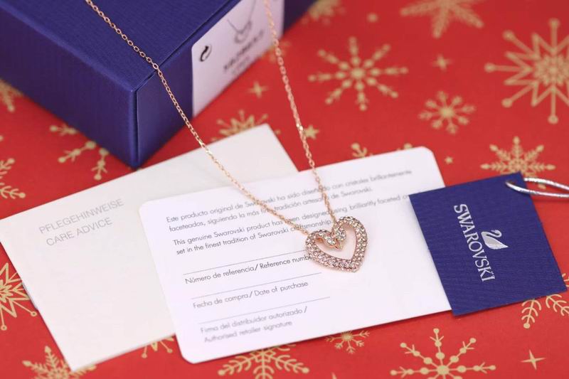 Swarovski Necklace 06yxh09